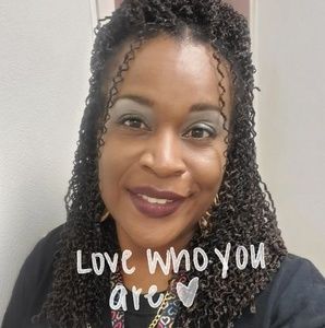 Meet your Posher, Ty